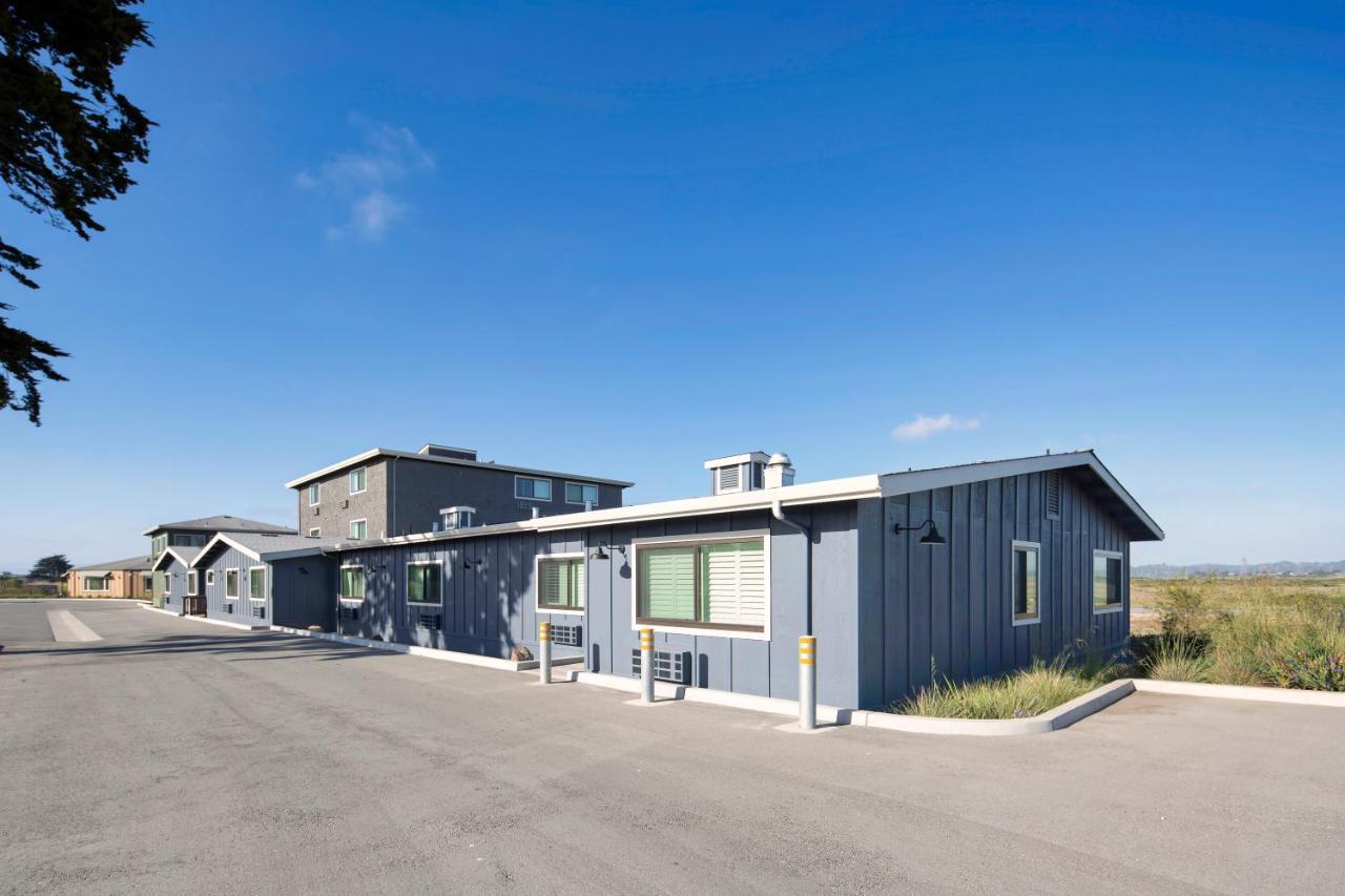 Inn At Moss Landing Point Exterior foto